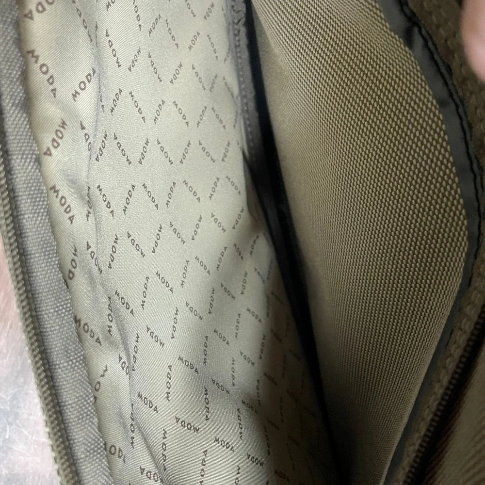 MODA Carry-On Travel Briefcase Bag Olive Green Laptop Messenger Shoulder Strap - Picture 8 of 12